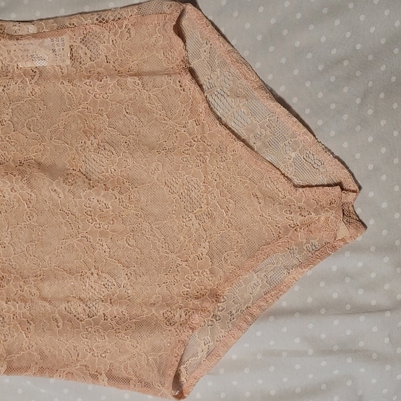 🔶️5 for $30🔶️ Zara Blush Lace Bodysuit - Picture 6 of 6